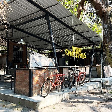 Hotel Little Hut Koh Phayam Exterior foto